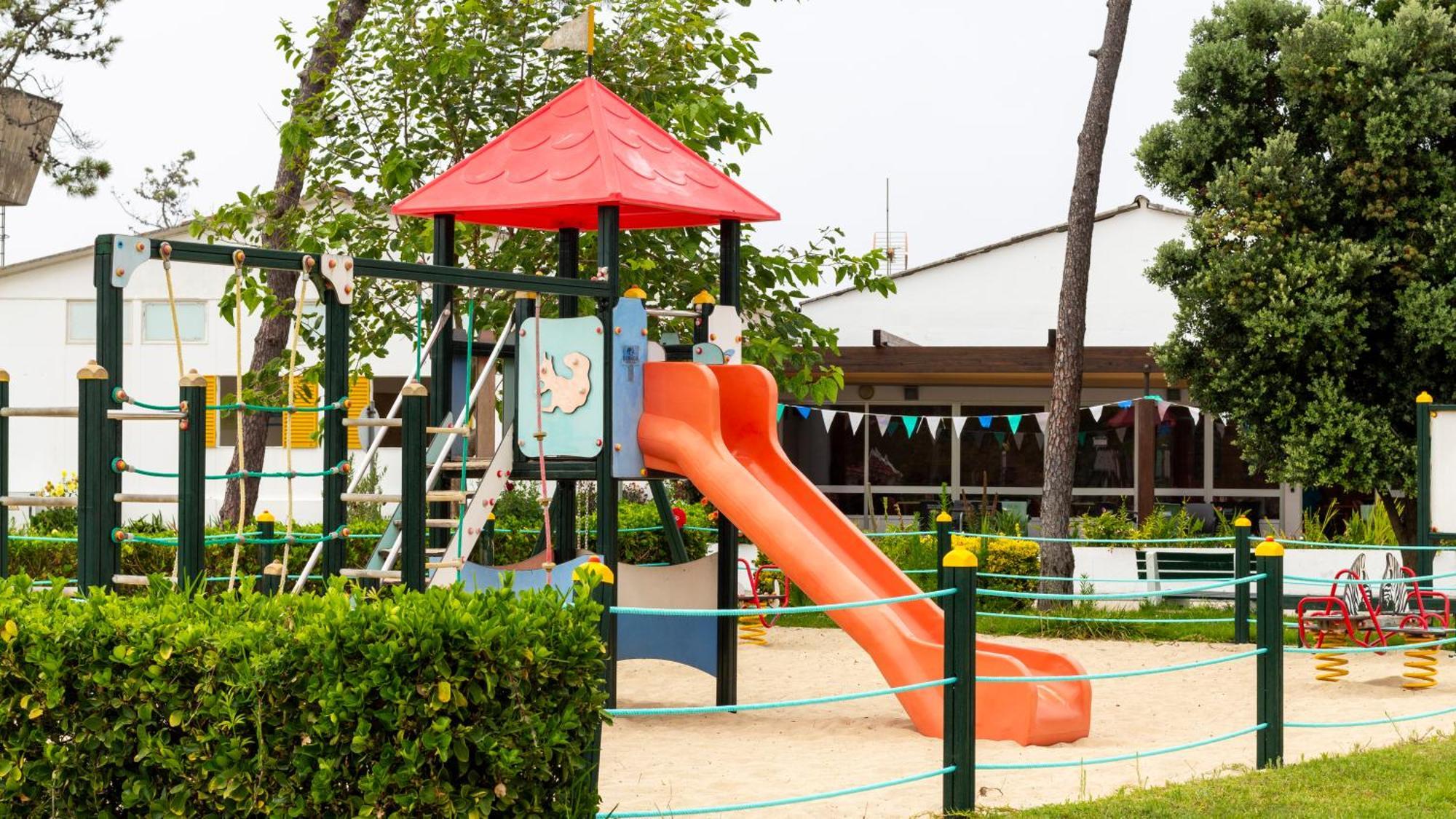 Hotel Parque De Campismo Orbitur Gala Figueira da Foz Esterno foto